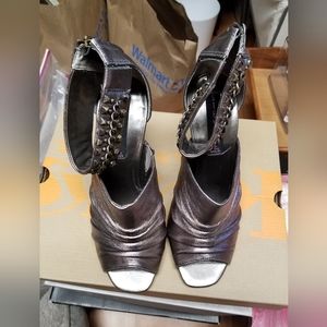 Brand New - Never worn - High Heeled Shoes - Size 7 1/2 - Pewter Color